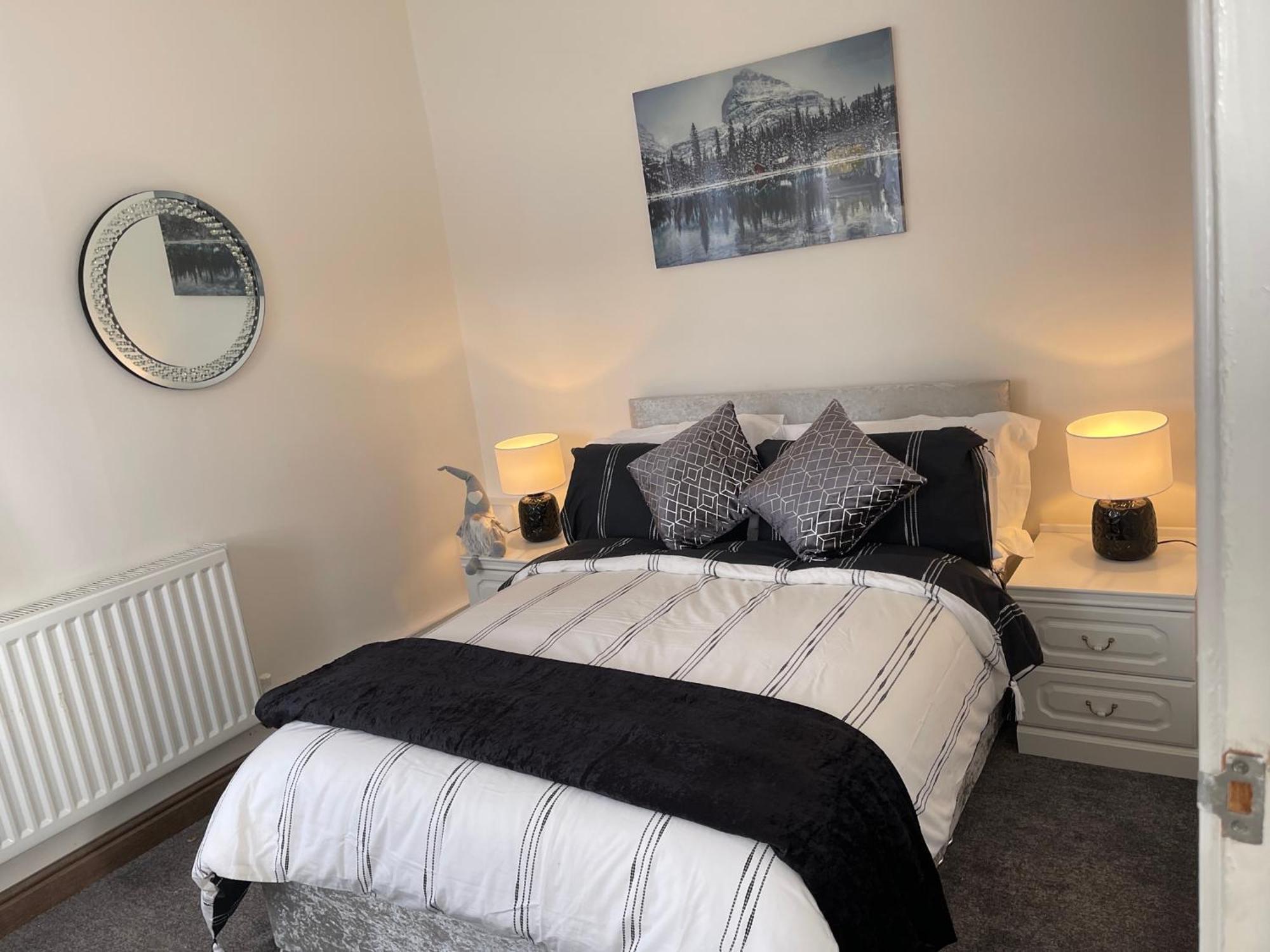 Tollgate House - Luxury Cozy Cottage - Huge Hot Tub - Alton Towers Cheadle  Esterno foto